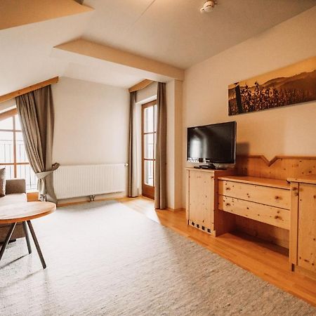 Weinhotel Maitz Wolfgang Ratsch an der Weinstraße 外观 照片