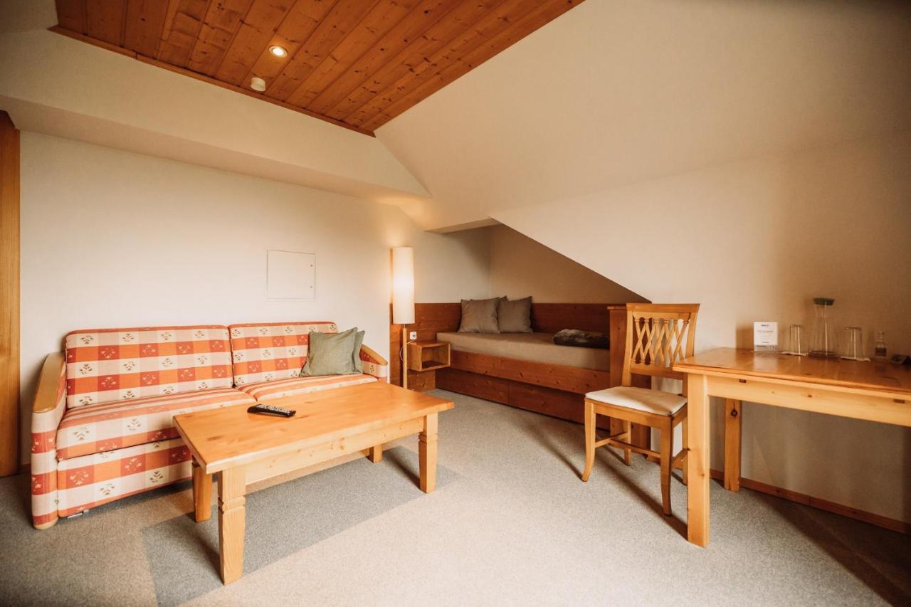 Weinhotel Maitz Wolfgang Ratsch an der Weinstraße 外观 照片