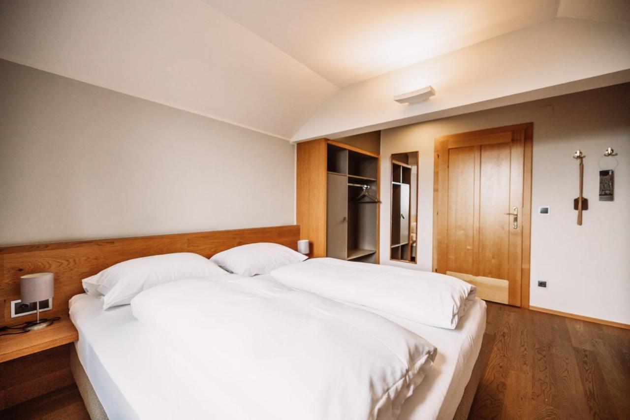 Weinhotel Maitz Wolfgang Ratsch an der Weinstraße 外观 照片