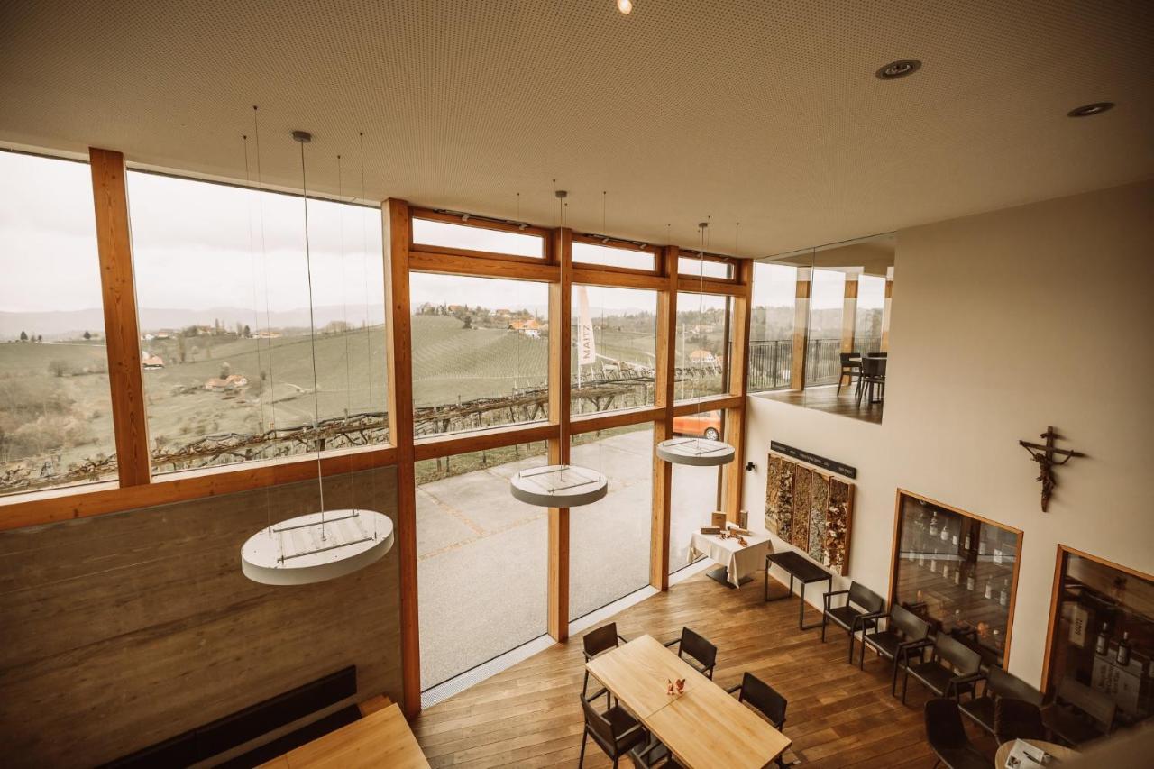 Weinhotel Maitz Wolfgang Ratsch an der Weinstraße 外观 照片