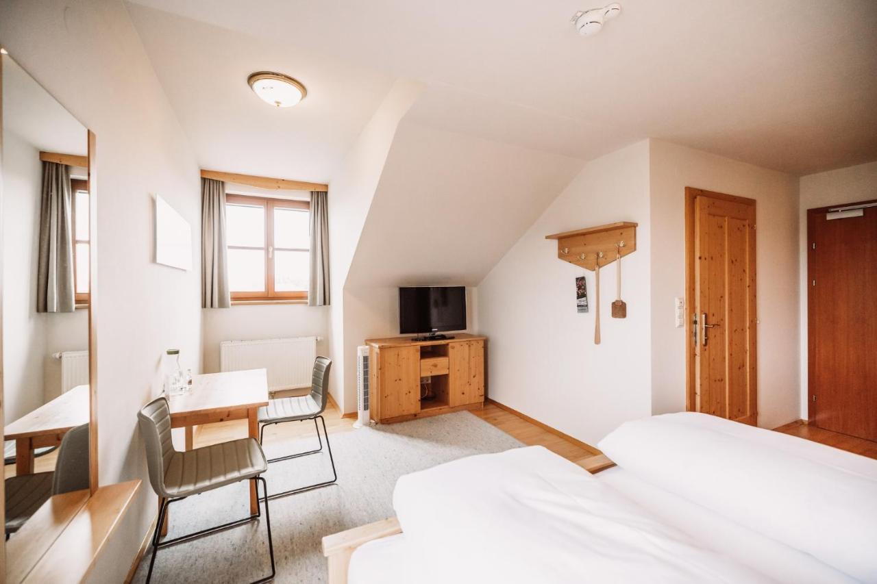 Weinhotel Maitz Wolfgang Ratsch an der Weinstraße 外观 照片